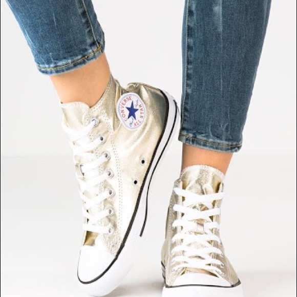 converse light gold